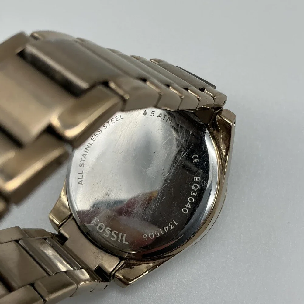 Fossil Riley BQ3040 Womens Watch 40mm Red Dial Gold Tone New Battery 6.5